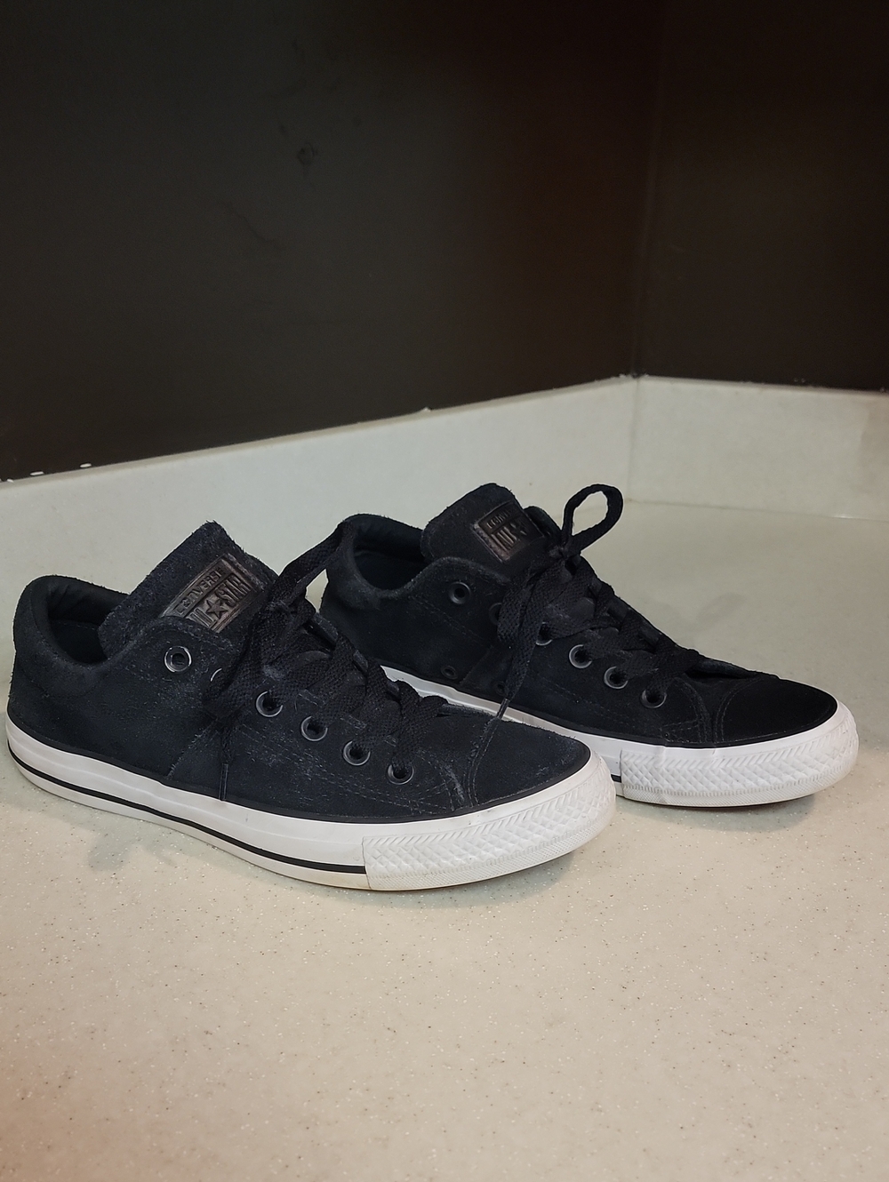 Women's Black Low-Top Suede  Sneakers All Star